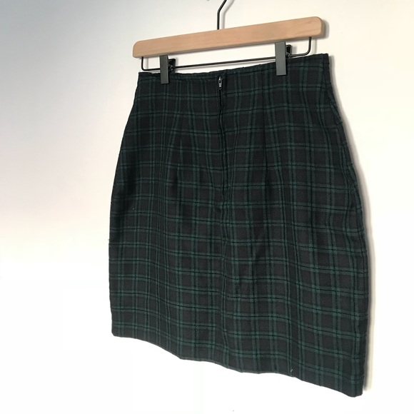 All That Jazz Green 90’s Plaid School Skirt ⚜️ - Picture 4 of 6